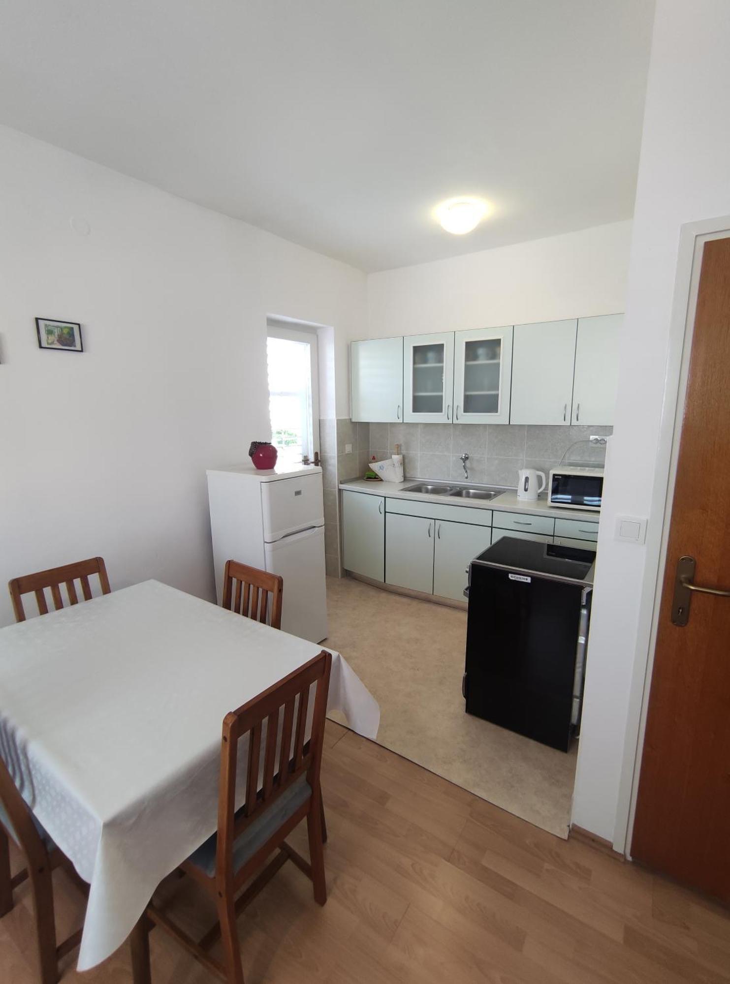 Landeka Apartment Primosten